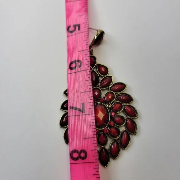 Red Earrings- New - Picture 4 of 5